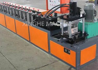 چین Automatic Hydraulic Galvanized Cold Steel Shop Slat Roller Shutter Door Roll Forming Machine تامین کننده